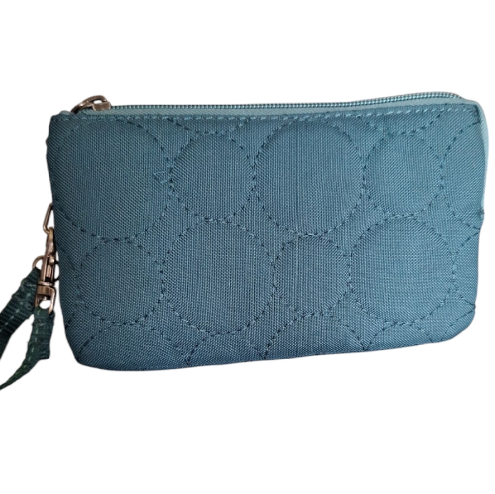 Thirtyone Vary Quilted Divided Wallet Nylon Wristlet